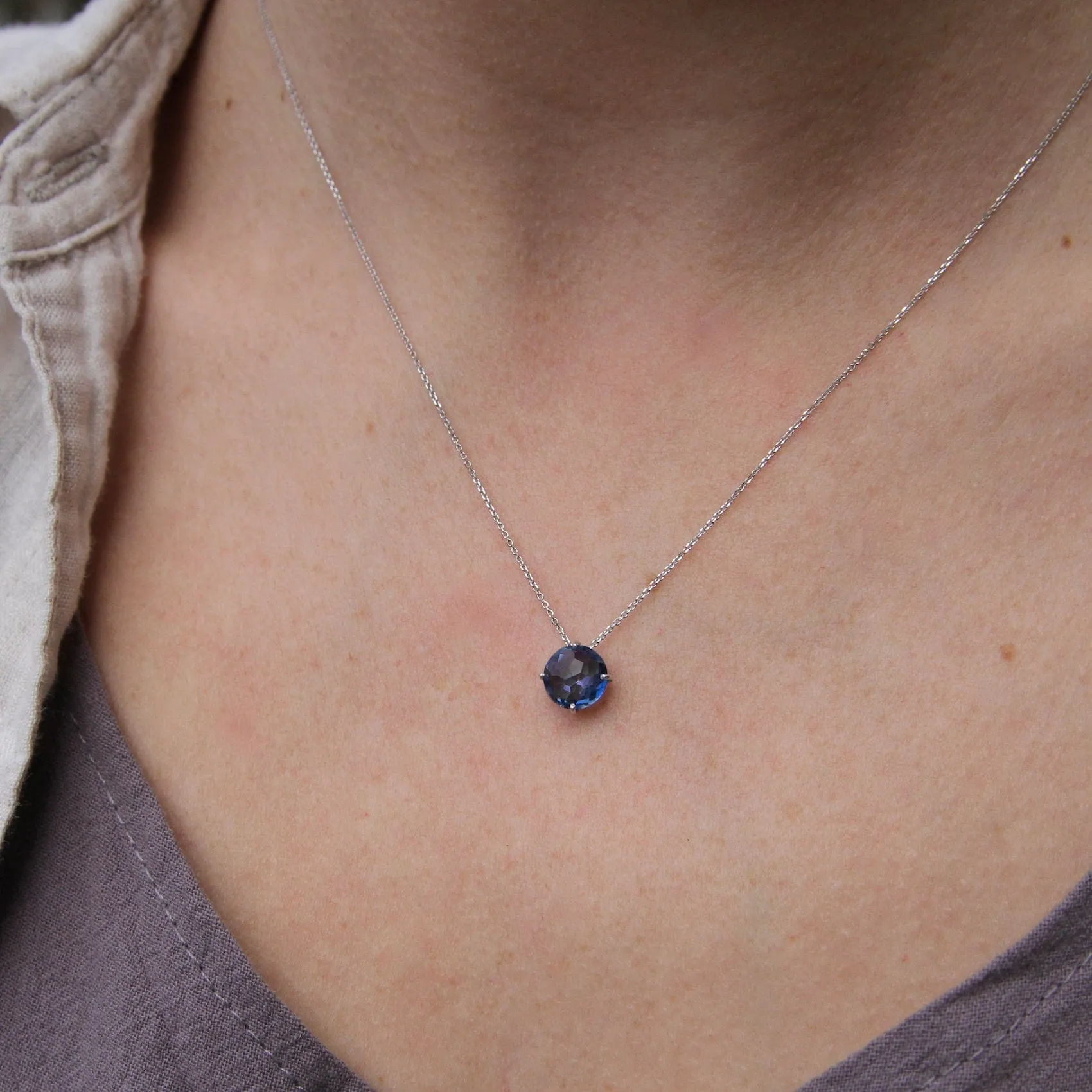 14k White Gold 8mm Round English Blue Topaz Necklace