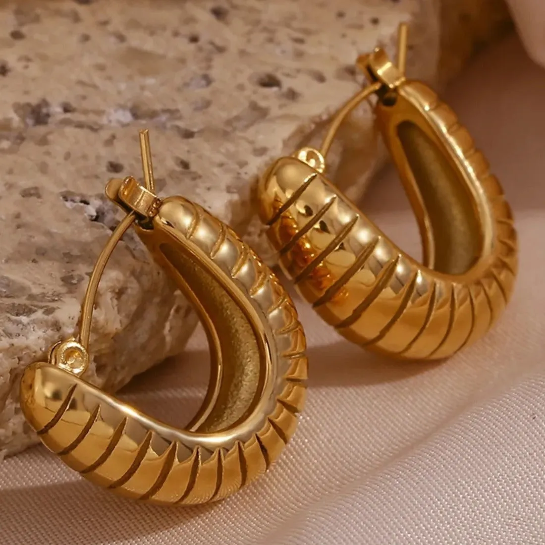 Chunky Ribbed Statement Hoops Earrings