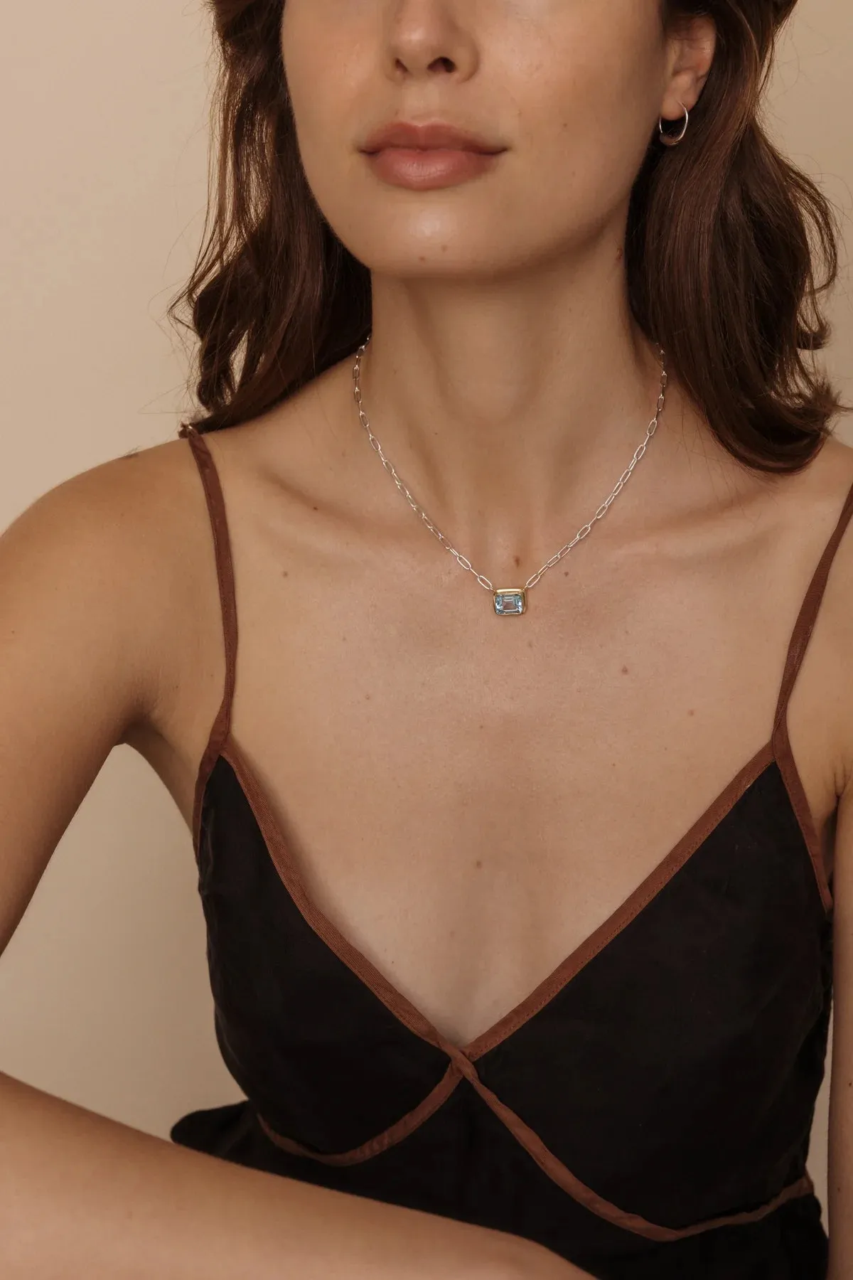 COVET HANDMADE - CLEO BLUE TOPAZ NECKLACE SILVER