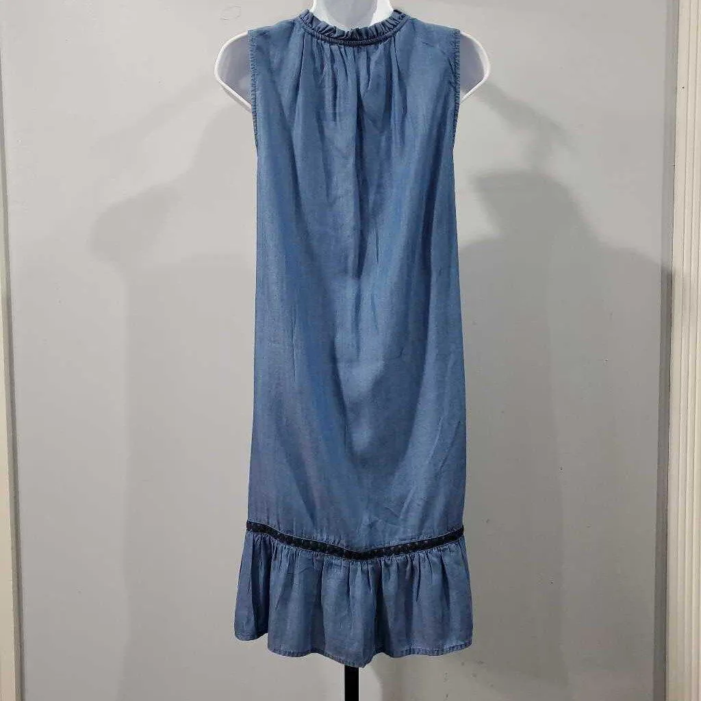 Crown & Ivy Dress Large