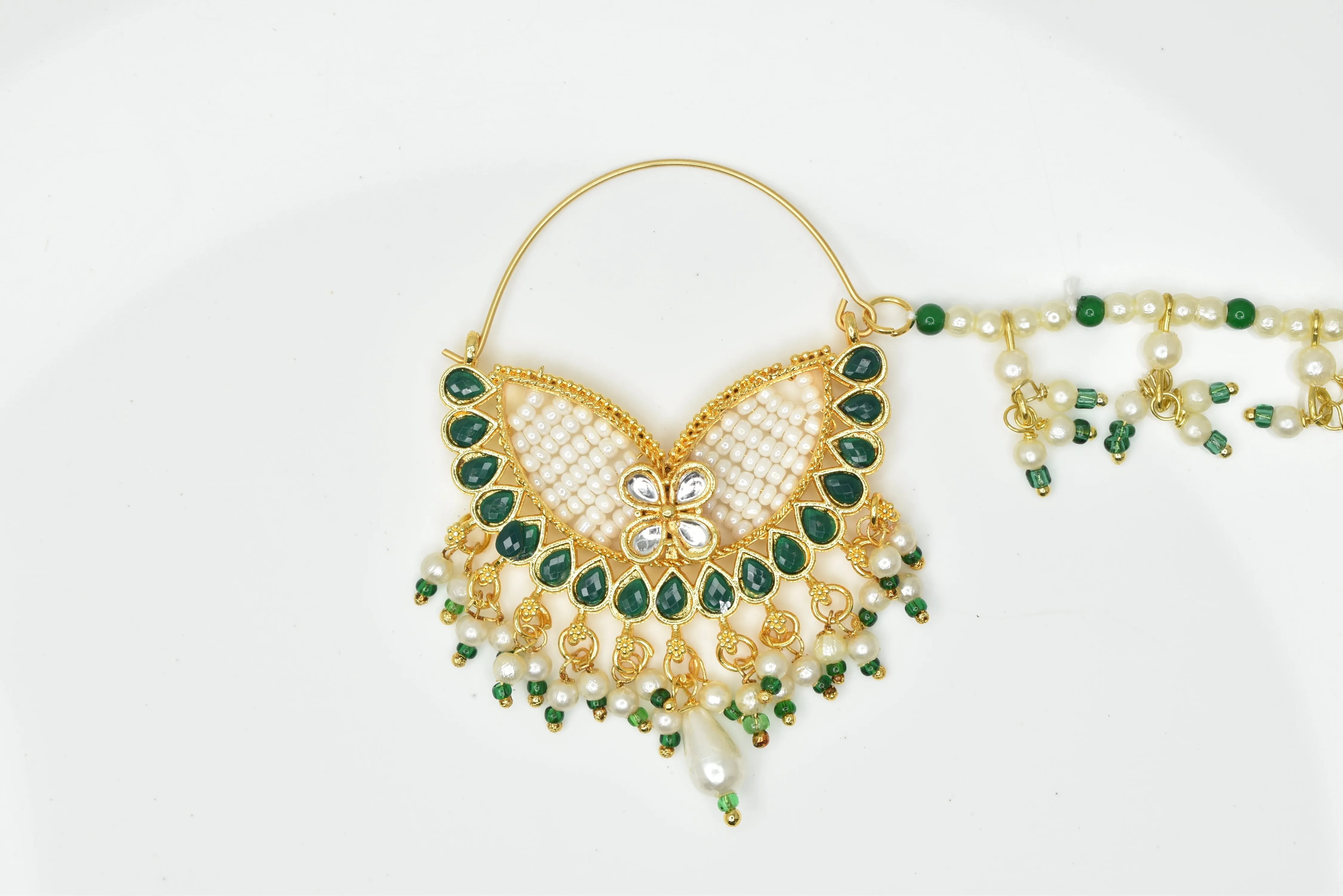 Exquisite Bridal Nath: Royal Heritage Treasure
