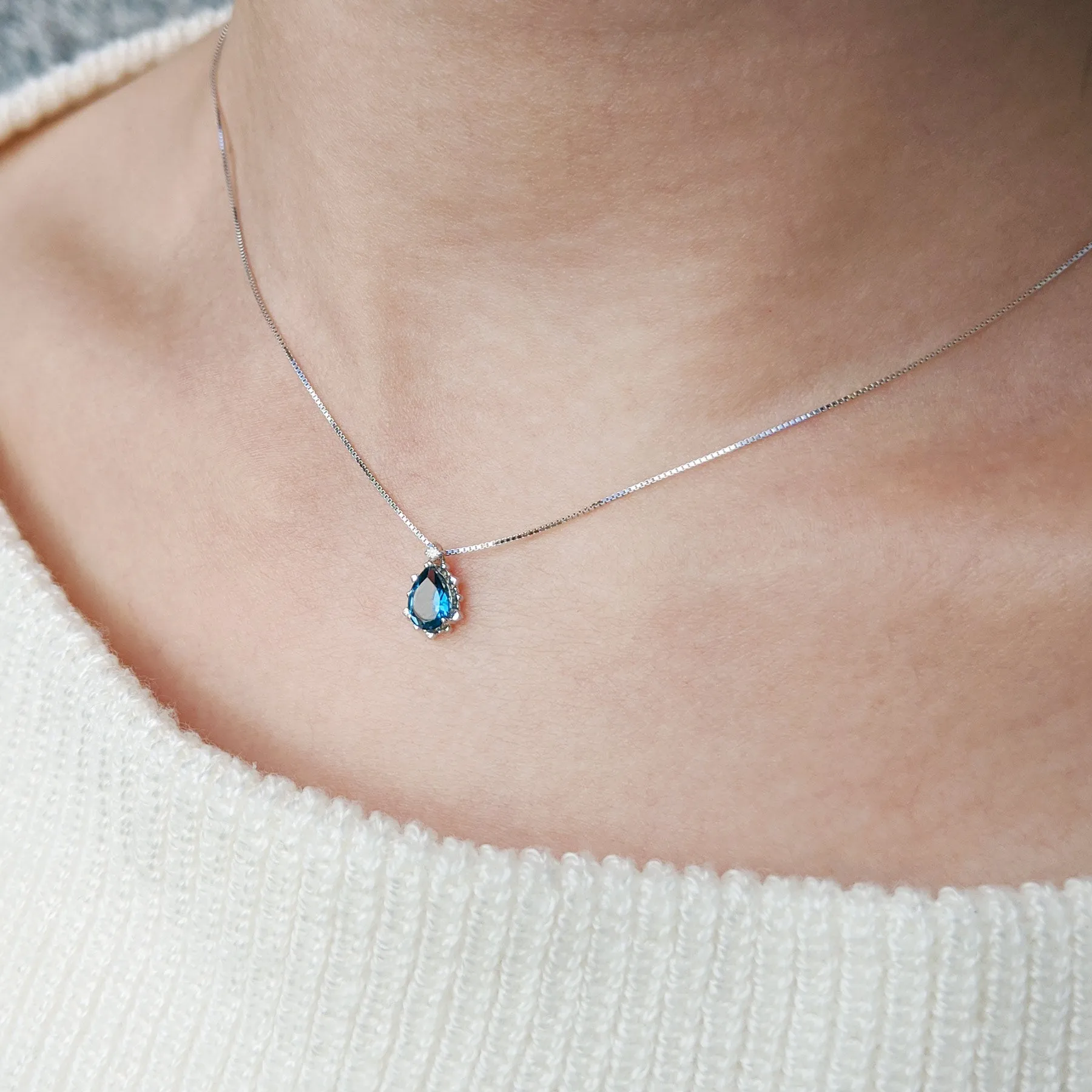 London Blue Topaz Drop Necklace (White Gold)