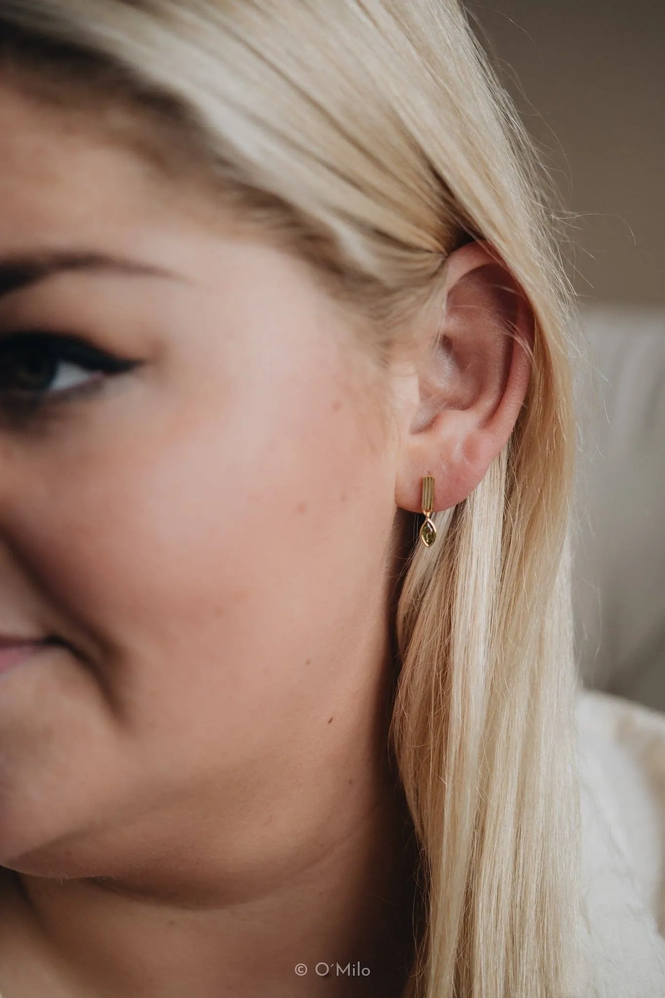 Ribbed Bar Drop Earrings