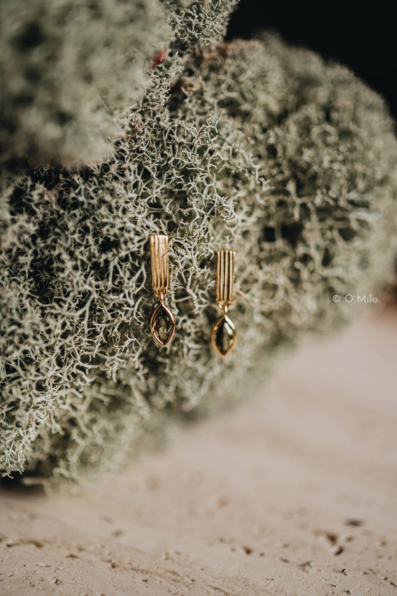Ribbed Bar Drop Earrings