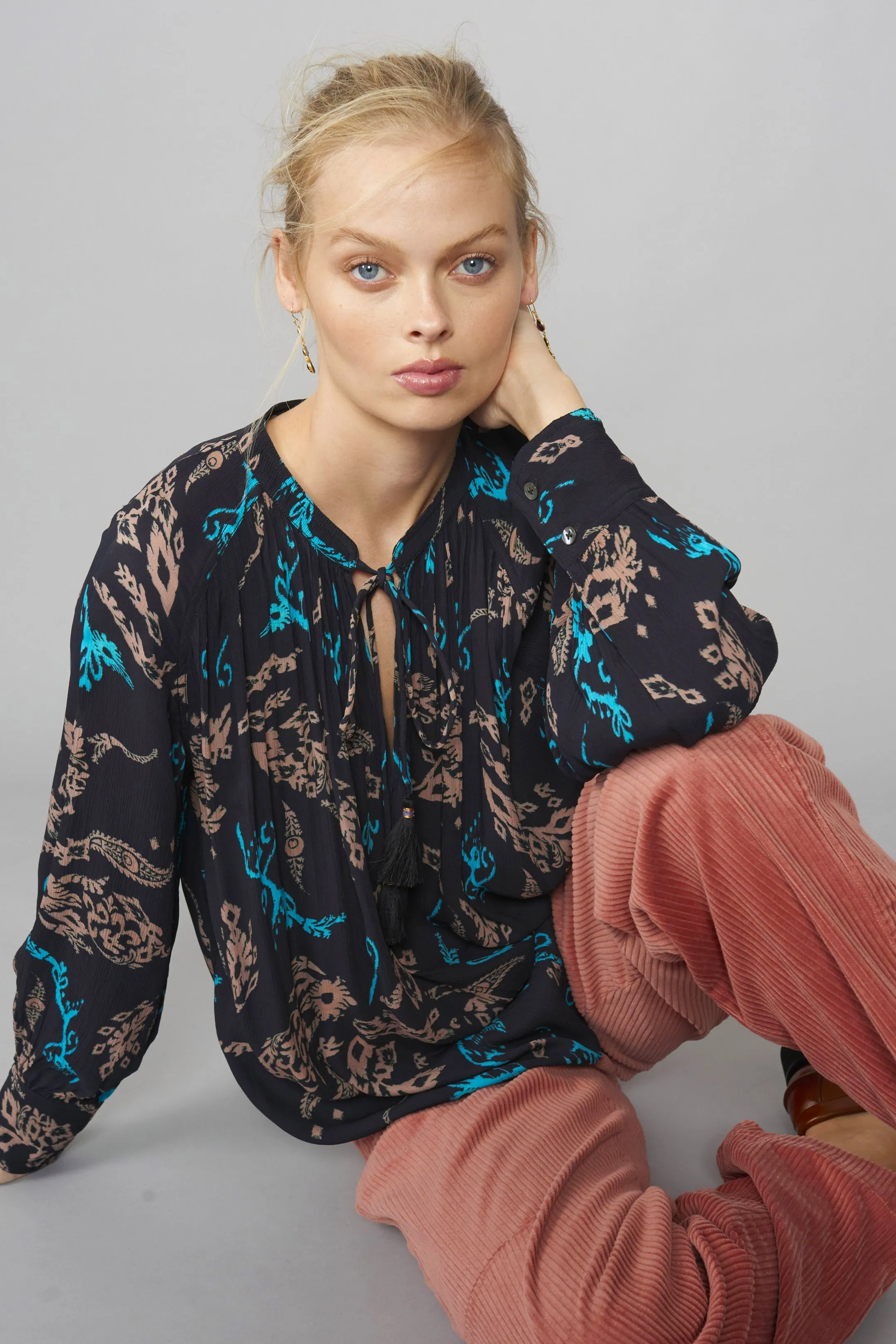 Samira Paisley Crepe Blouse